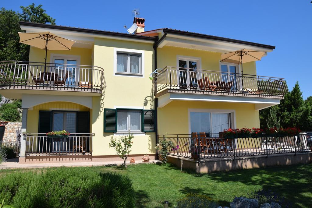 Apartments Sandra Brsec Luaran gambar